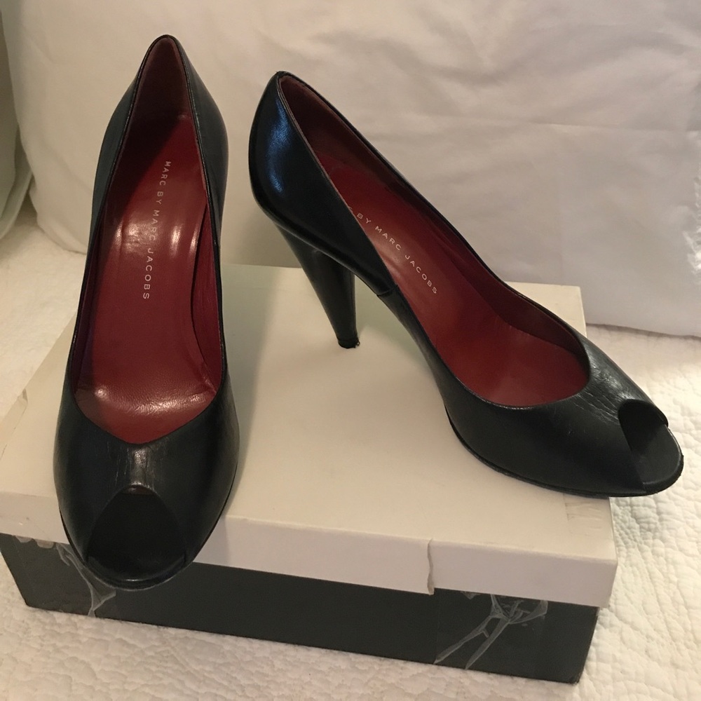Marc by Marc Jacobs Black people toe heels 38.5