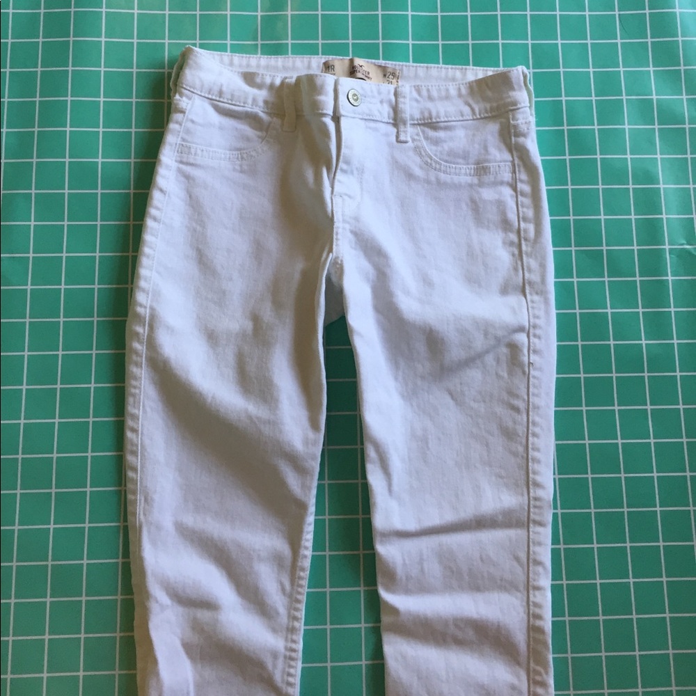 Hollister Women’s White super skinny denim jeans