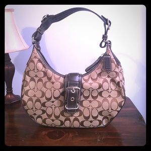 Classic hobo coach bag