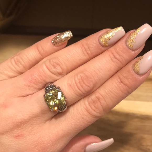 Ring - Picture 4 of 4