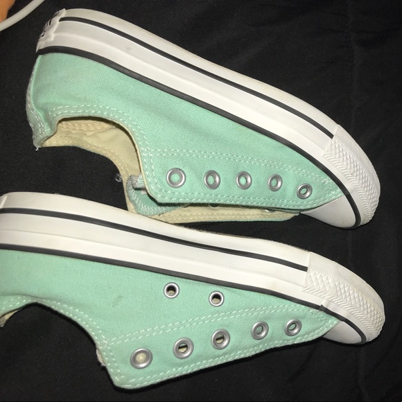 Converse - Picture 3 of 4