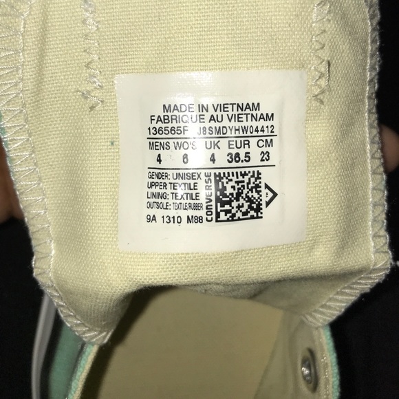 Converse - Picture 4 of 4