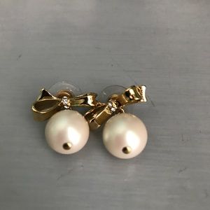 Kate Spade bow pearl earrings