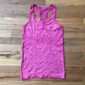 Lululemon Swiftly tech tank