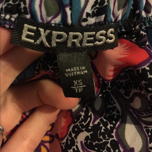 Hi-lo strapless floral dress - Picture 2 of 2