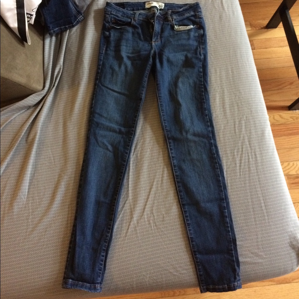 Women’s jeans