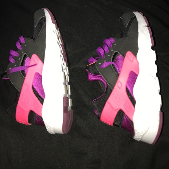 Huaraches - Picture 2 of 4