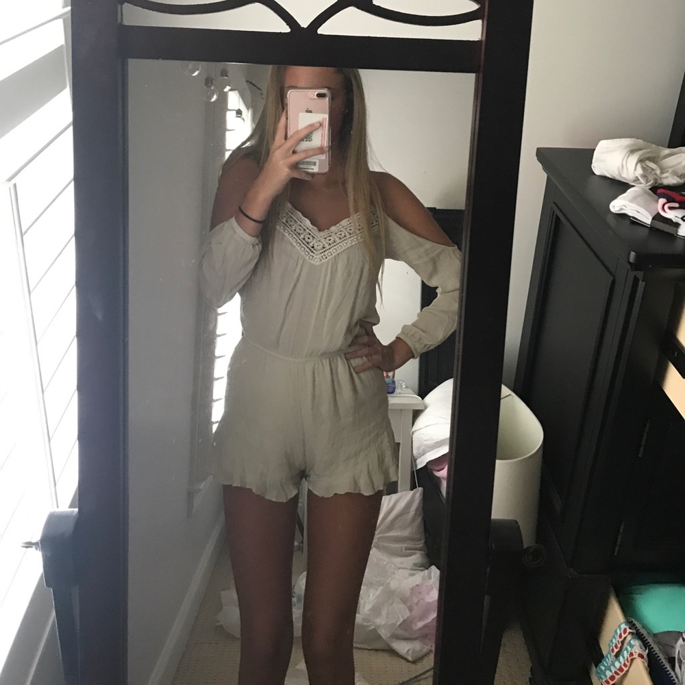 urban outfitter romper good condition