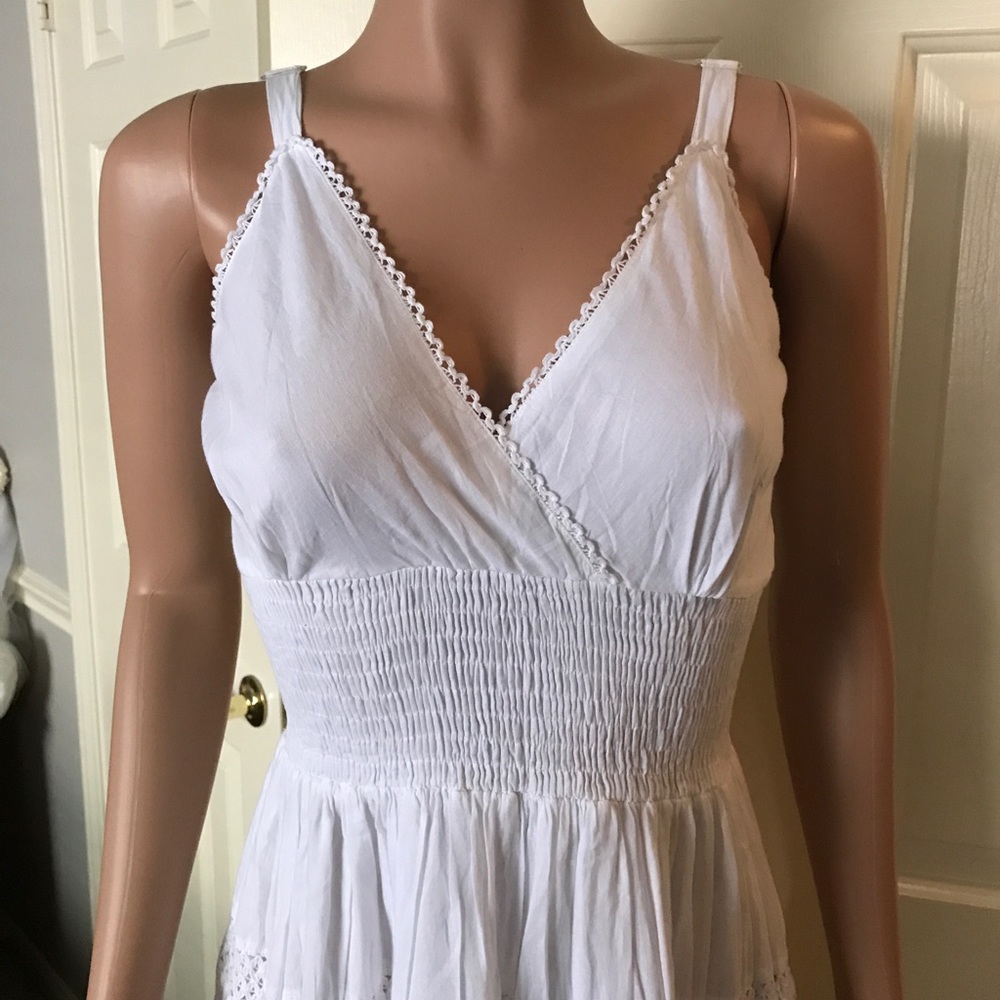 Super cute white dress