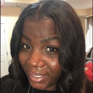 Meet your Posher, Melisa