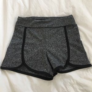 Fashion nova size small shorts