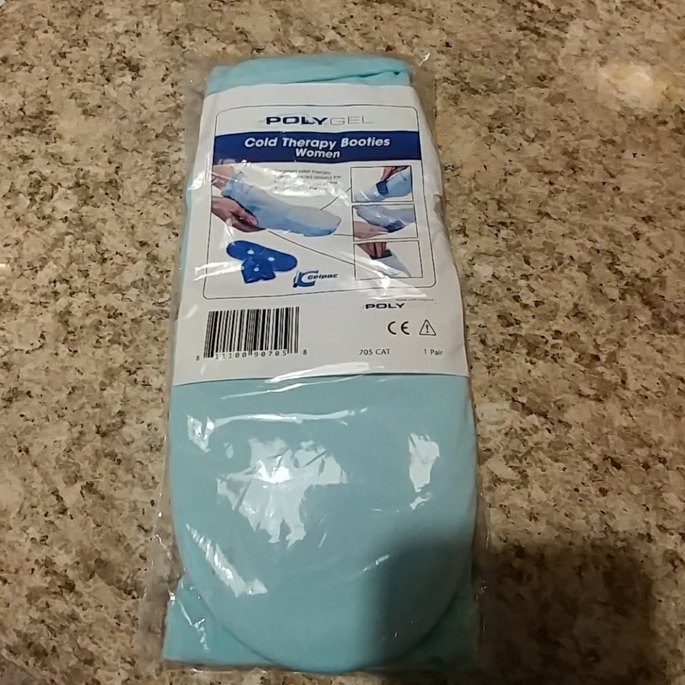Cold therapy booties for women