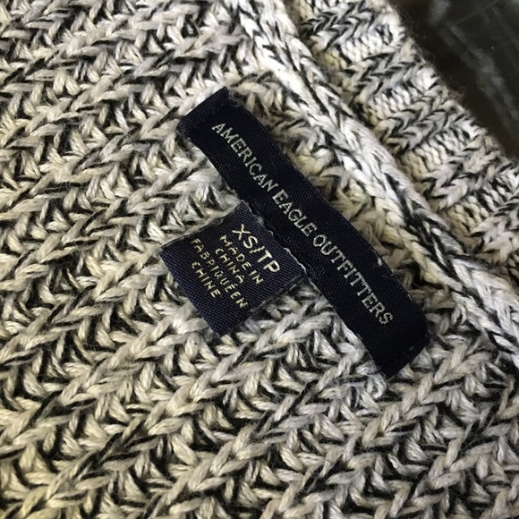 American Eagle Knit Sweater - Picture 2 of 5
