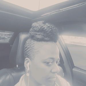 Meet your Posher, Pamela