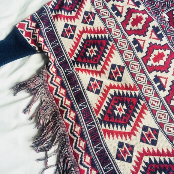 Say What? Poncho NWT one size - Picture 3 of 3