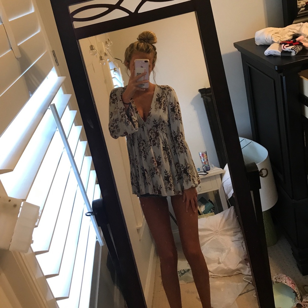 free people shirt never worn PERFECT CONDITIoN