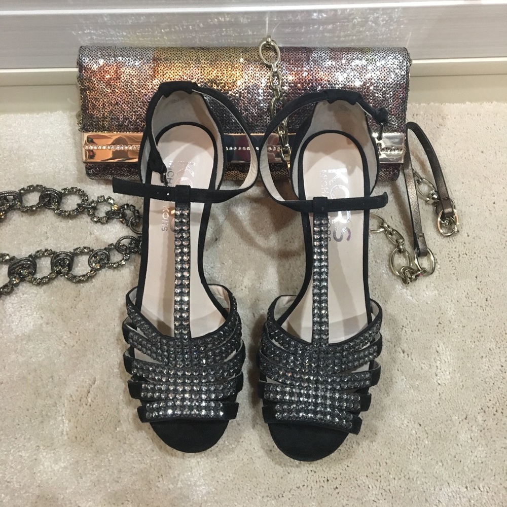 KORS MICHAELKORS SUEDE LEATHER TSTRAP SANDAL SZ7.5