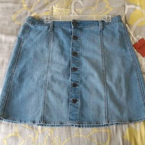 BNWT Button Front Denim Mini Skirt - Size 14
