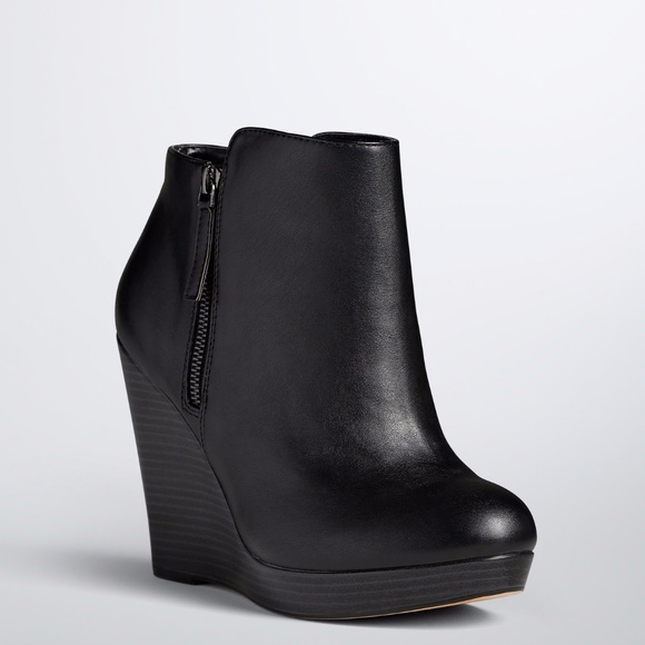 torrid Shoes - Torrid side zip wedge booties black 9
