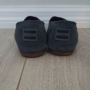 Toms Shoes - TOMS black women's but to flats Toms Shoes - TOMS black women's but to flats