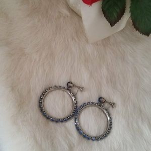 Vintage screw on hoop earrings.