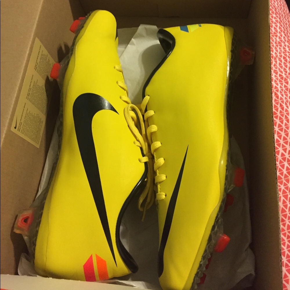 Nike Mercurial Men's soccer cleats