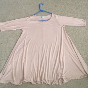 med. beige women’s dress