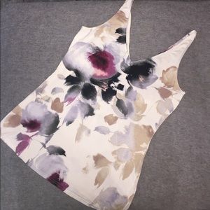 White | Black white black & pink floral tank sz6