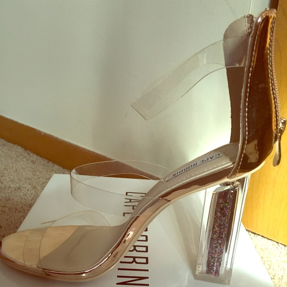 New Cape Robbin shoe