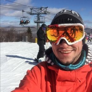 Meet your Posher, Brandon