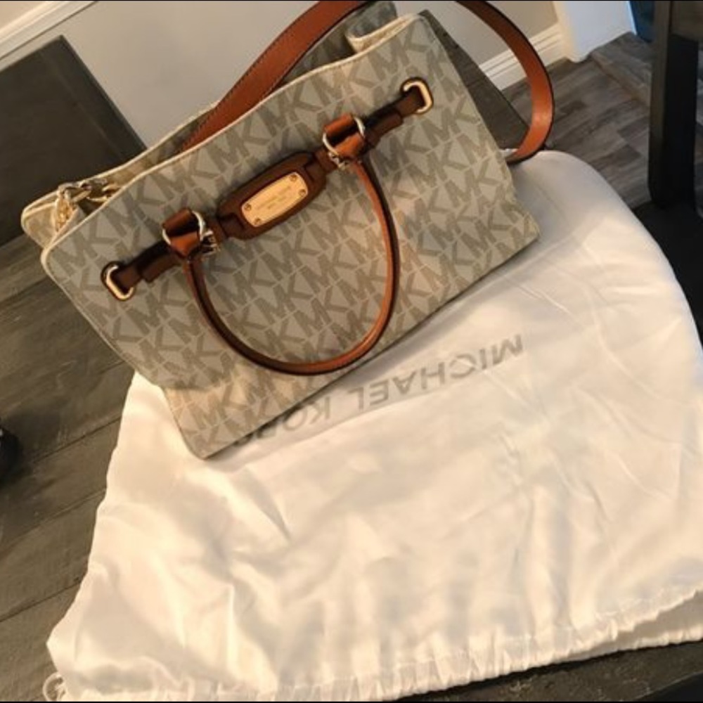 Authentic Michael Kors Purse