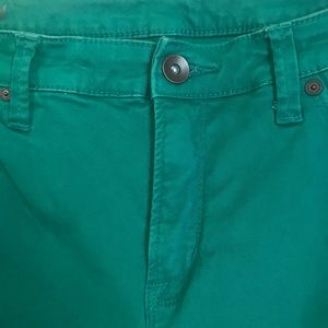 Plus size bright green skinny jeans 16W jcpenney