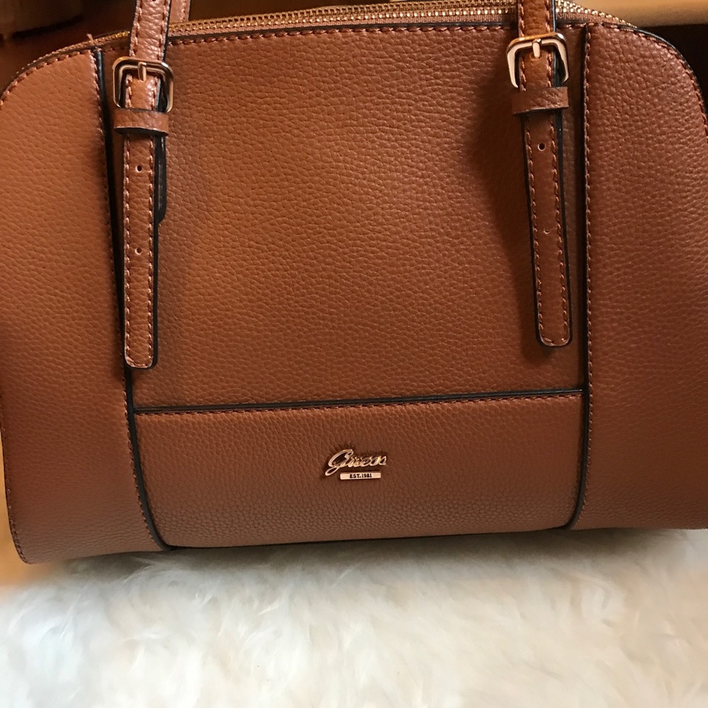 Guess purse