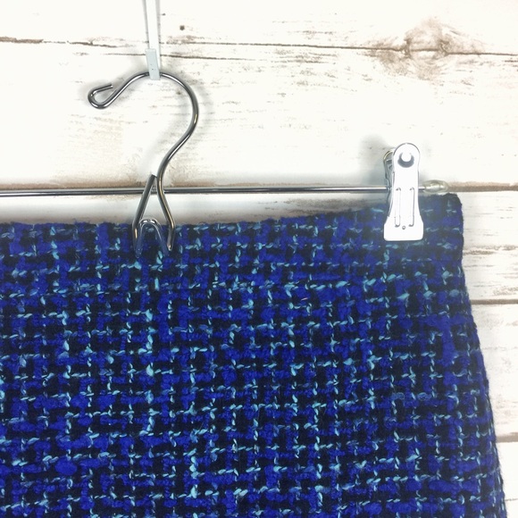 SOLD 💚 j. crew // indigo tweed mini skirt - Picture 5 of 8