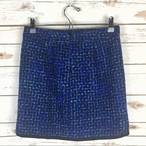 SOLD 💚 j. crew // indigo tweed mini skirt - Picture 7 of 8
