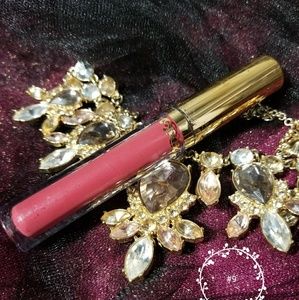 Matte Mettalic Lipstick