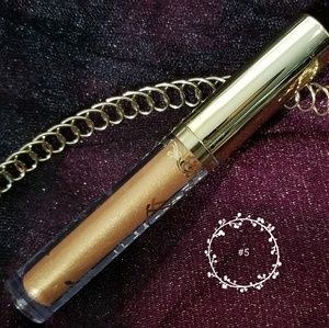 Matte Mettalic Lipstick