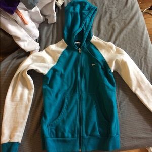 Women’s zip up