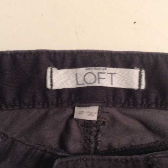 LOFT Dark gray velvet like fabric - Picture 4 of 4