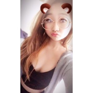 Meet your Posher, Lily