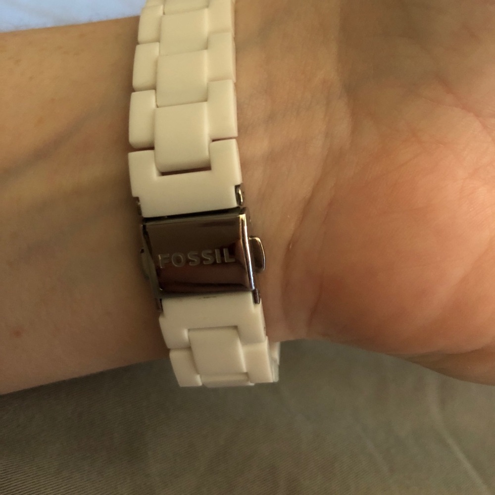 FOSSIL watch - Picture 3 of 3