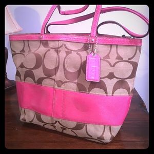 Classic "C" pink and Tan Coach bag