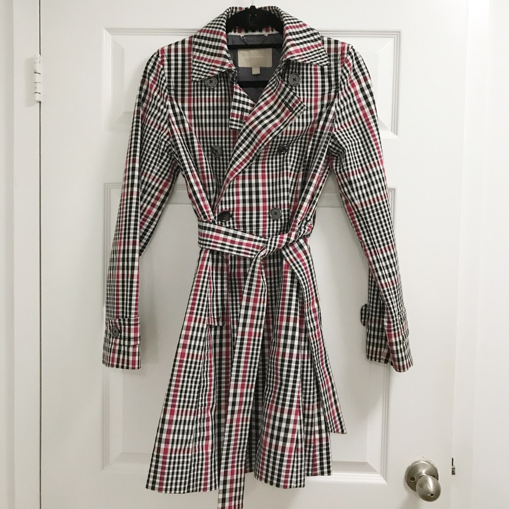 Trench Coat / Rain Coat