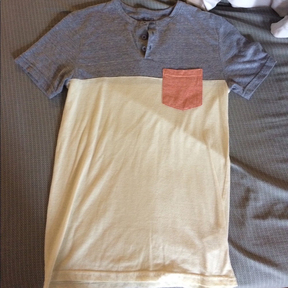 Men’s urban outfitters pocket T