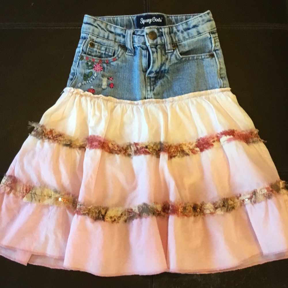 Adorable unique skirt!
