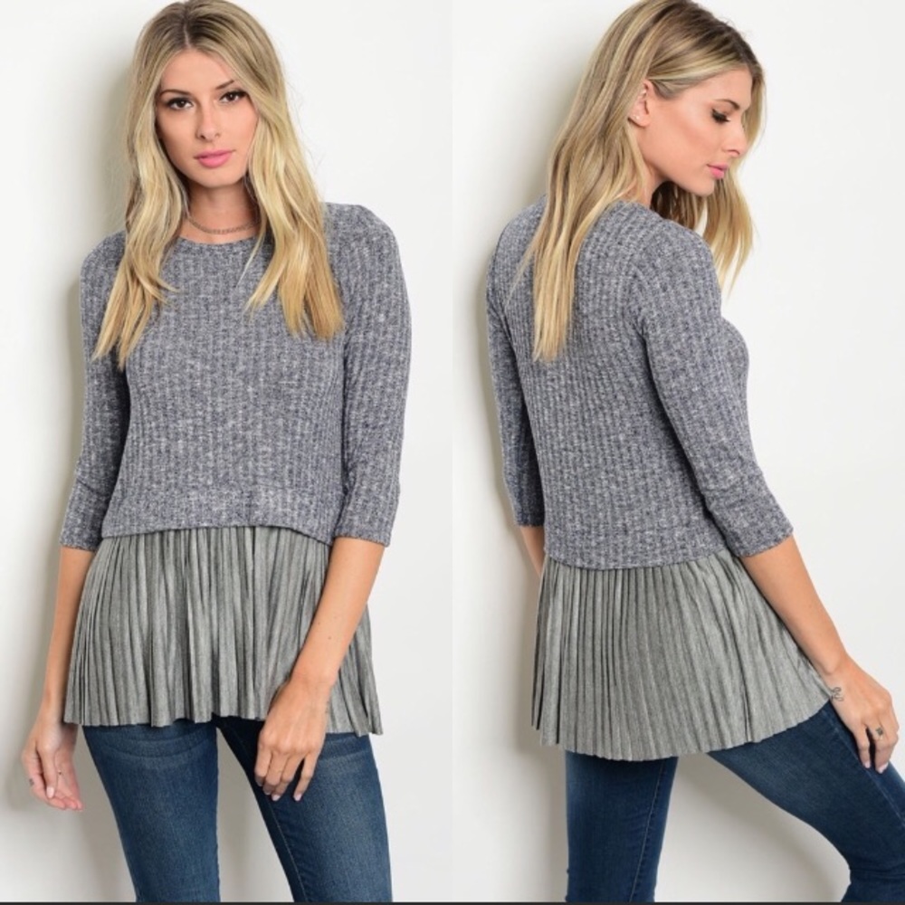 Gray Navy Ribbed Pleated Top