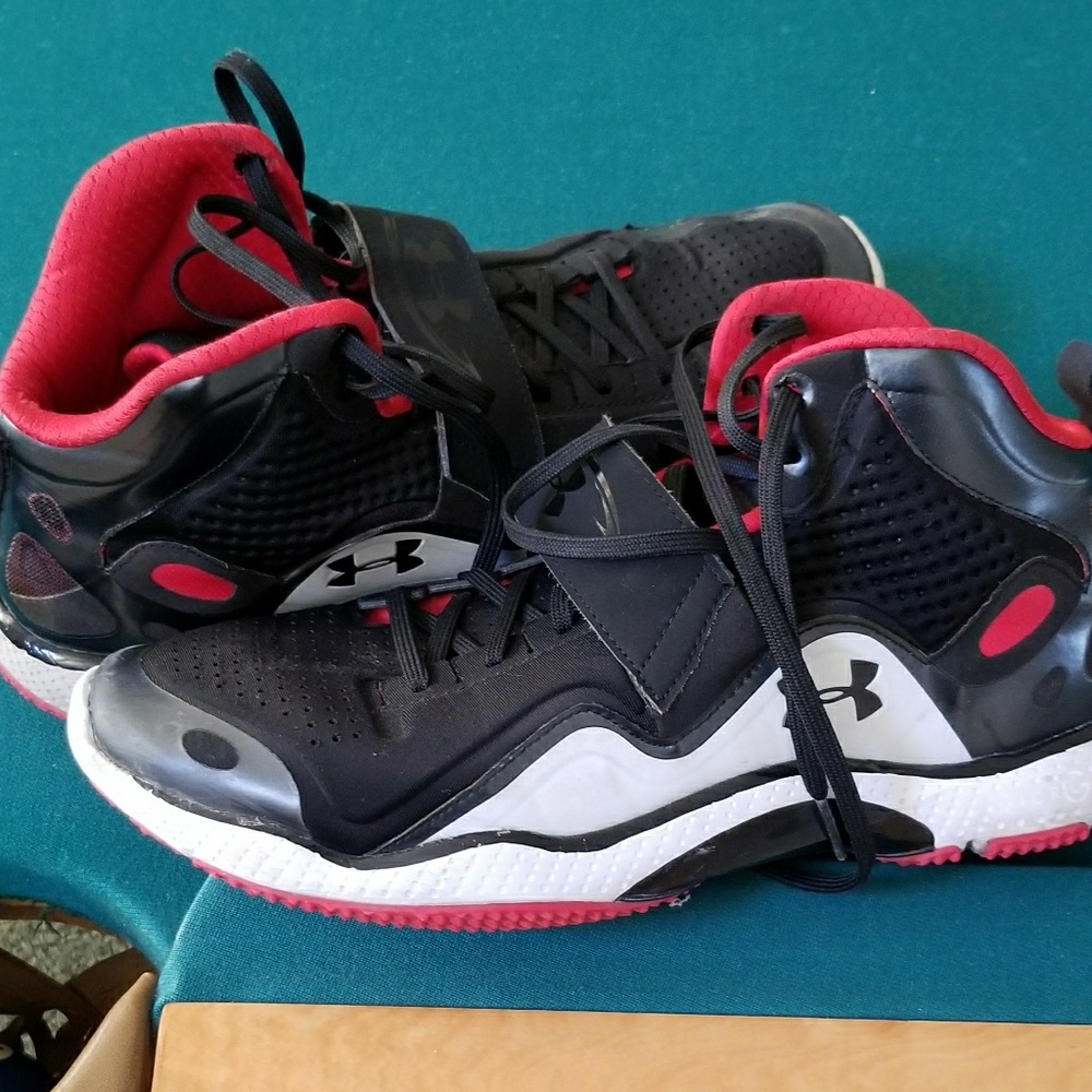 Men's shoes