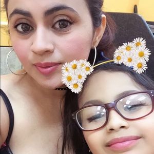 Meet your Posher, Cindy