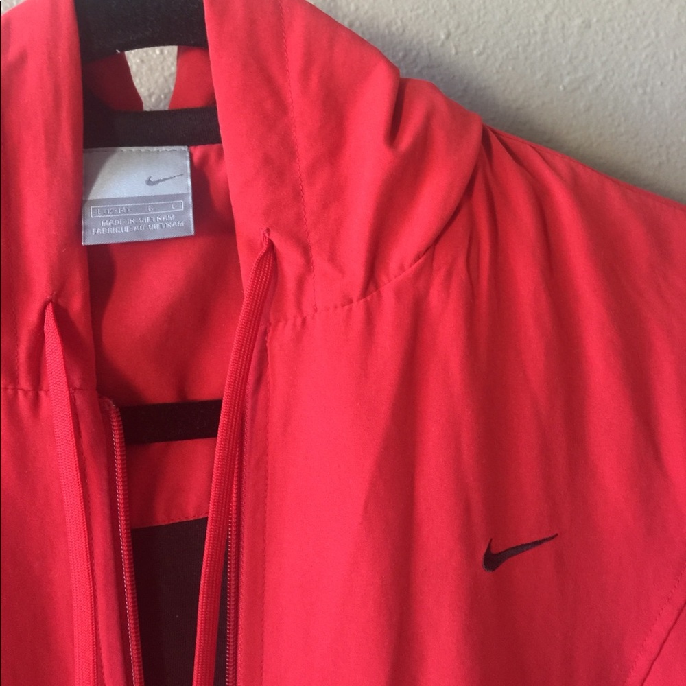Nike jacket - Picture 3 of 3