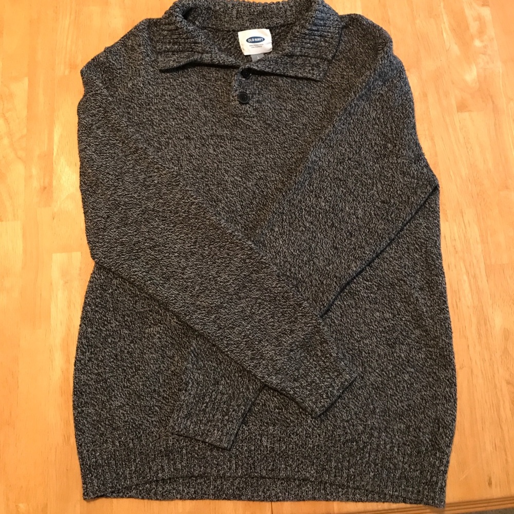 Old navy sweater